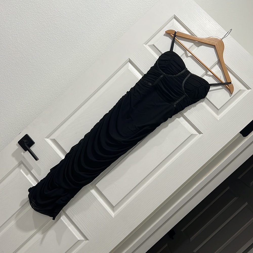 PRIVY BODY CON DRESS - Picture 6 of 6